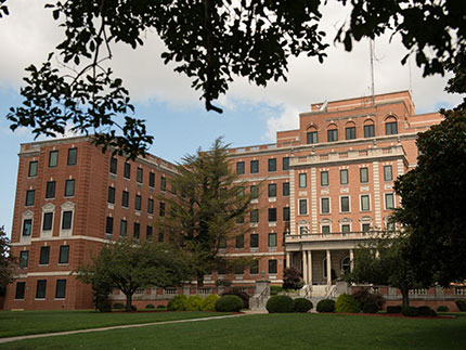 The Hampton Veterans Affairs Medical Center serves as a clinical training sites for many of our GME trainees.