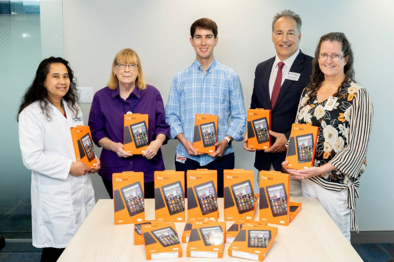 Beyond Clinic Walls donates tablets to HealthWise, Senior Services