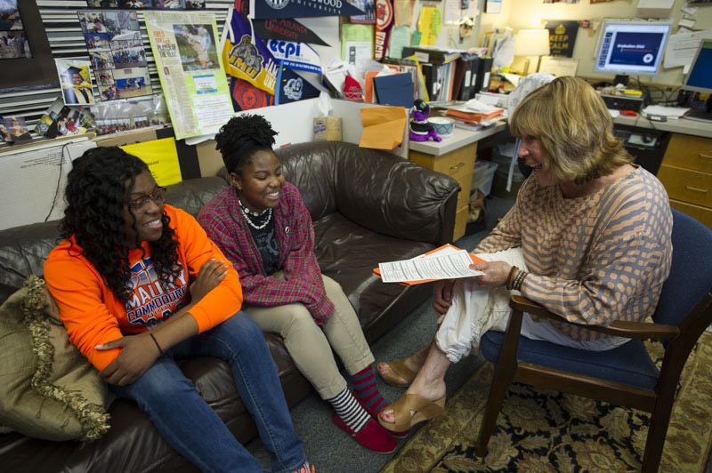 Anne Christie advising students