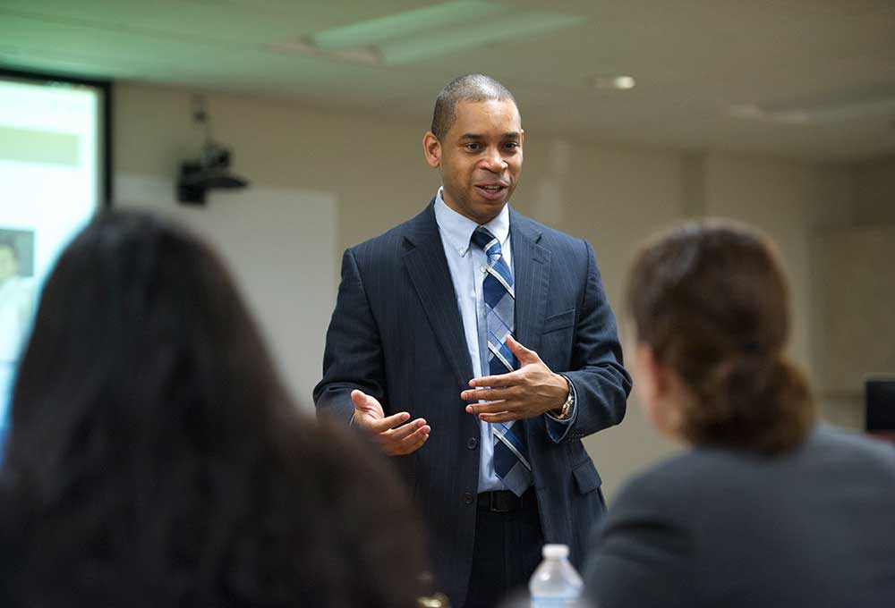 Thomas Kimble speaks to prospective students